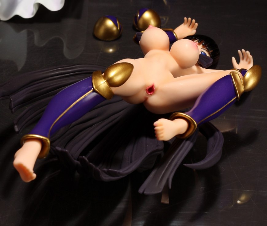 Японские статуэтки голые