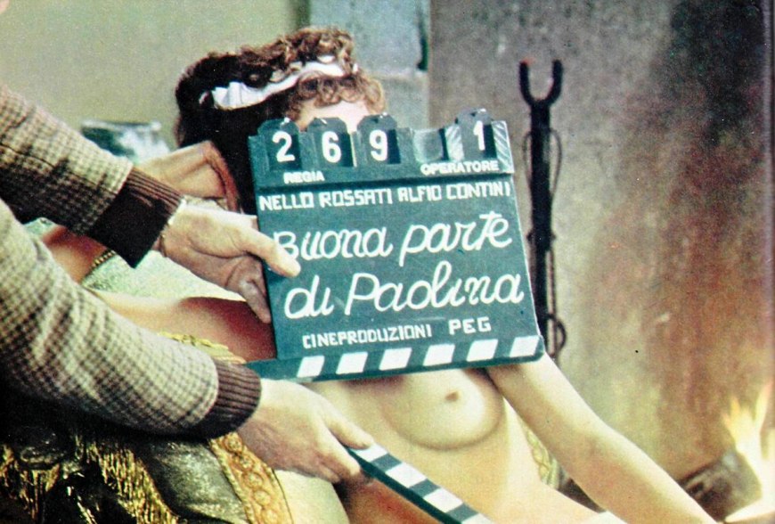 Голенькая Антониа Сантилья