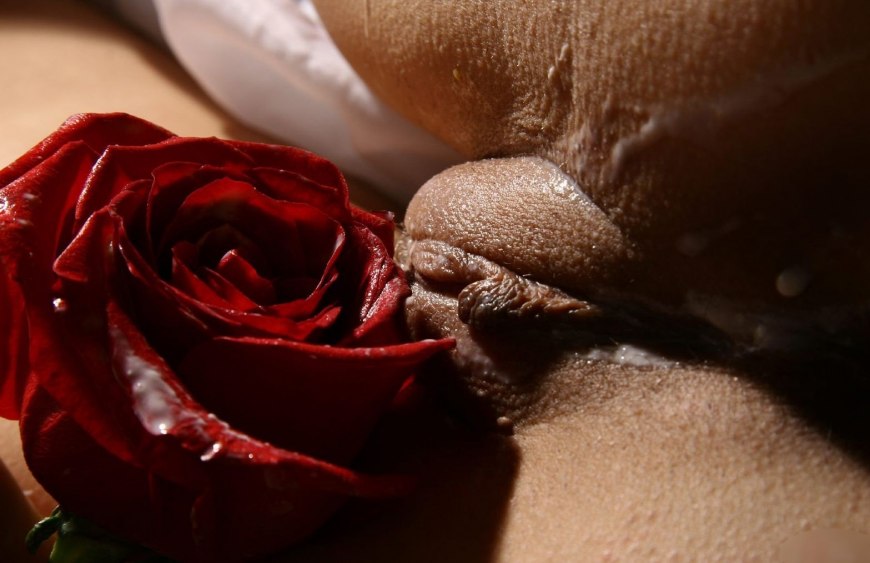 Красивая вагина в форме розы