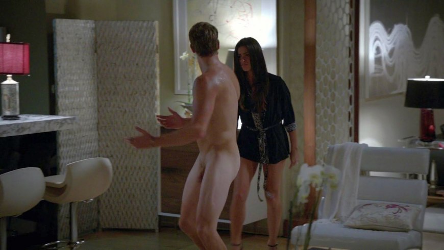 Камерон Монахэн снимался в порно?