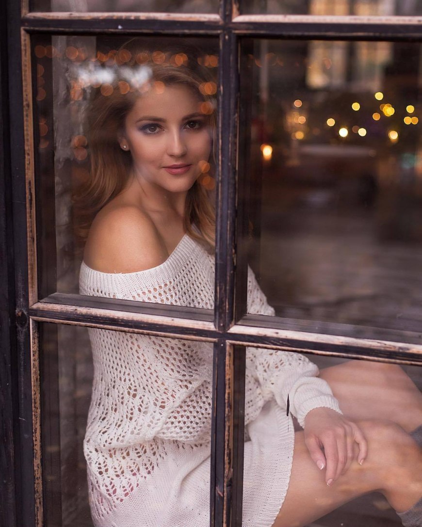 Анна Михайловская Максим