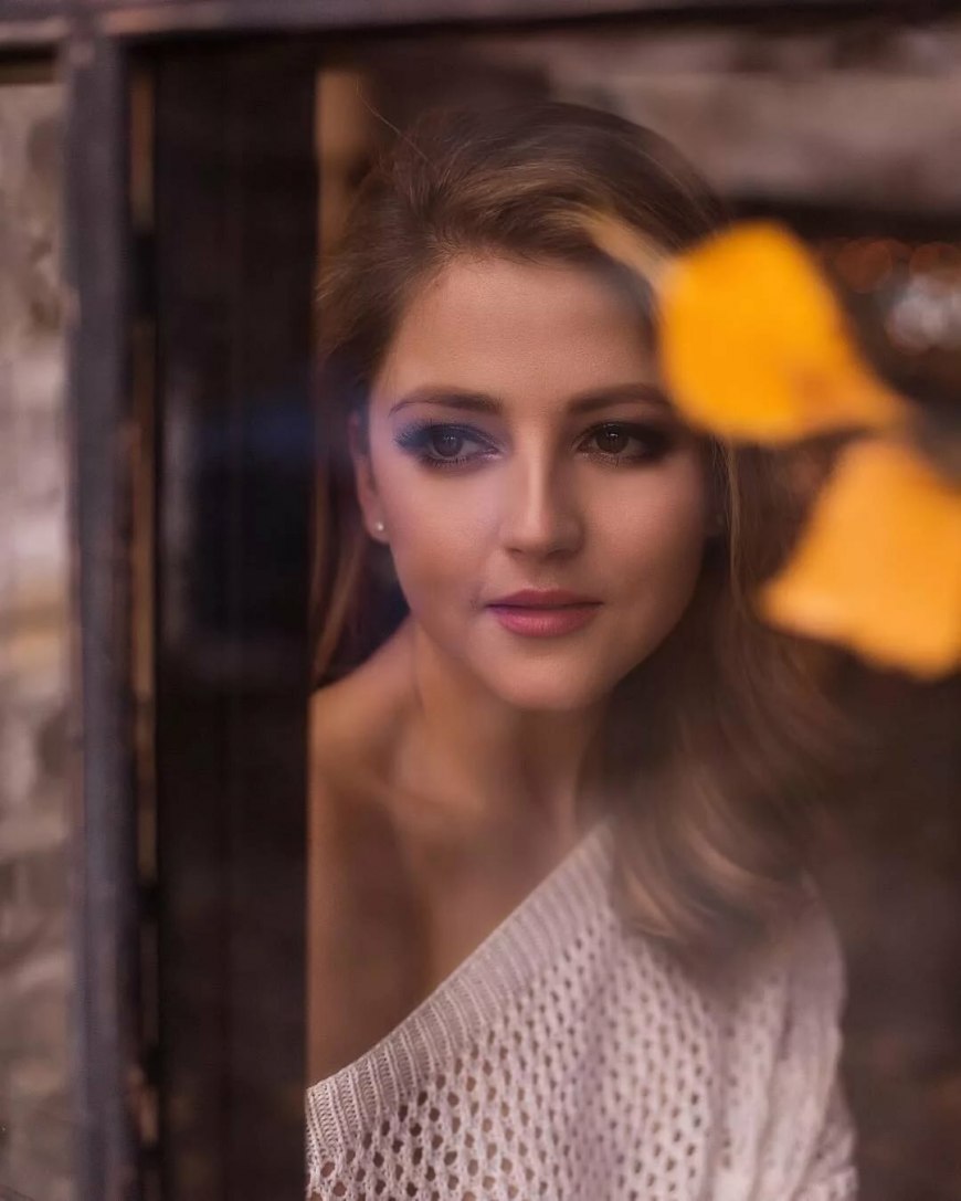 Анна Михайловская в сериале манекенщица