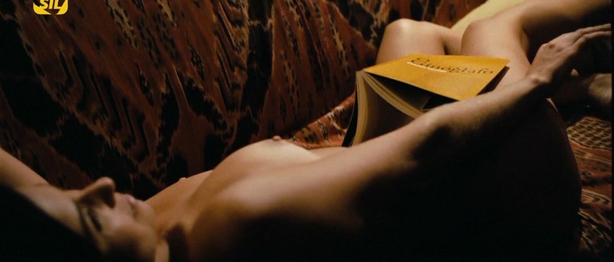 Анна Антонелли актриса ню