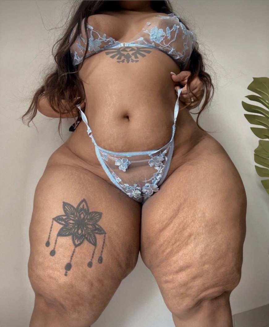 Викторию Кассель плюс-сайз ню