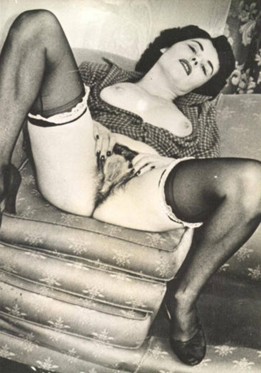 Волосатые девочки ретро