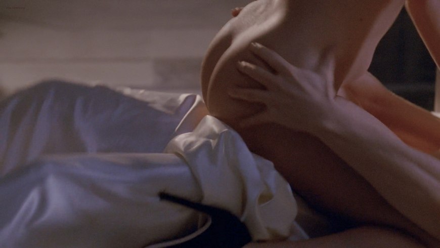 American Horror story nude Scene 1 сезон