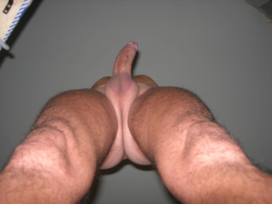 Красивая грудь вид снизу