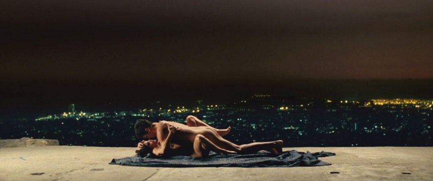 Клара Лаго ню в фильме бункер