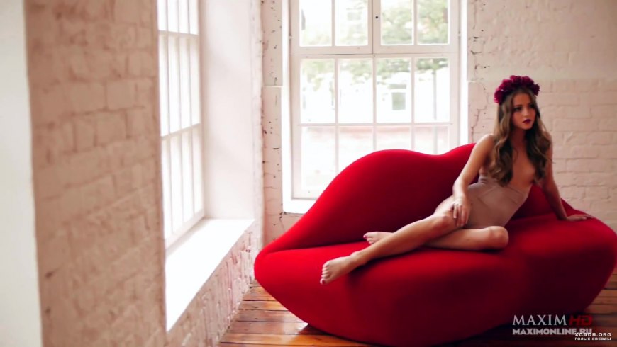 Анна Михайловская Maxim