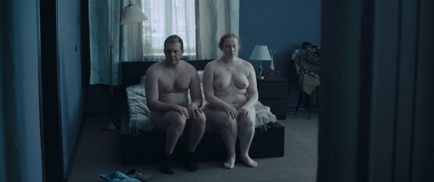 Юлия Ауг интимные места