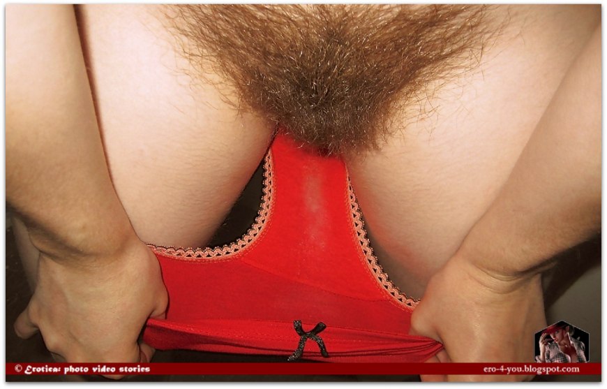 Волосатые женщины в трусах