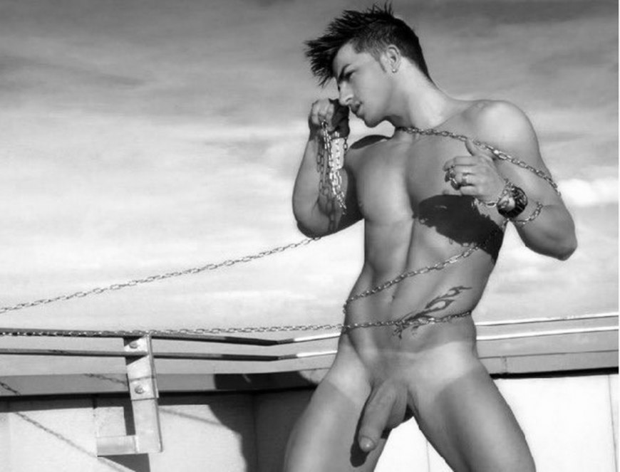 Парни голые друг с другом