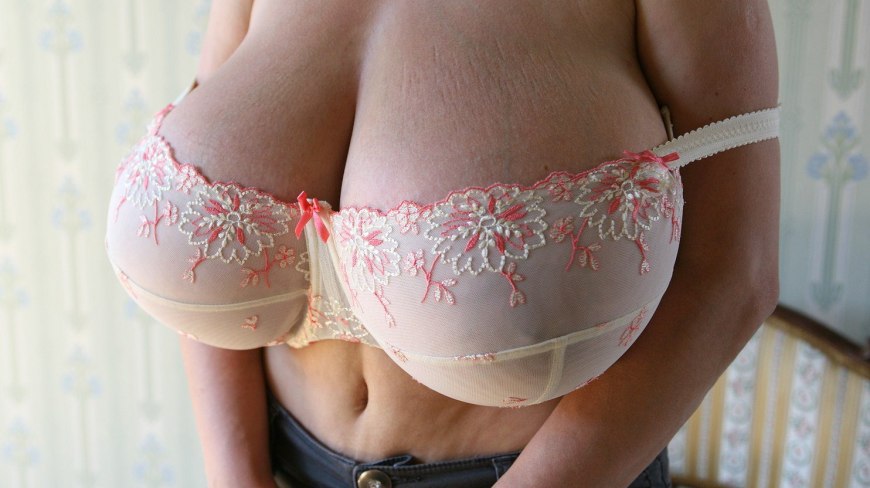 Bbw большие сиськи в лифчике
