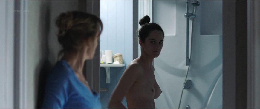 Ноэми Мерлан обнаженка