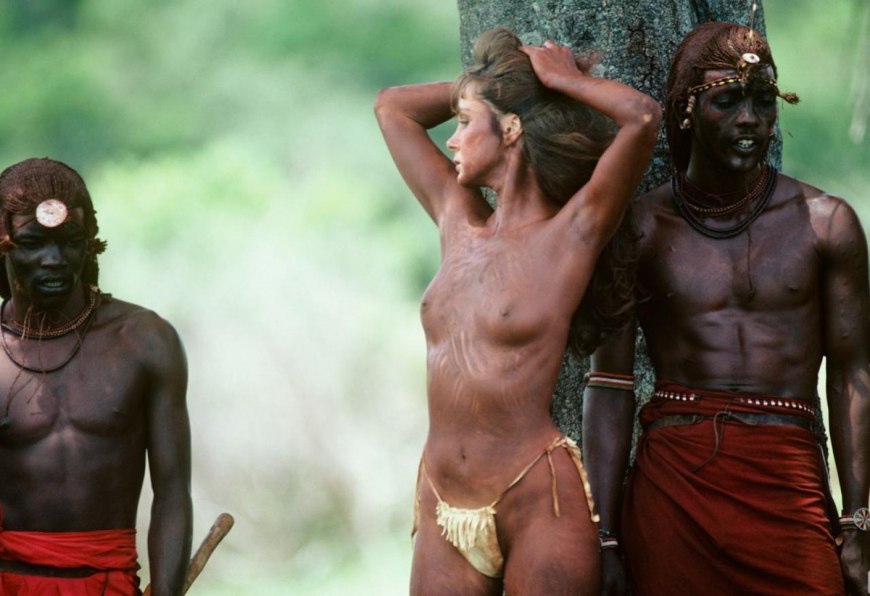 Голые негры и белые женщины