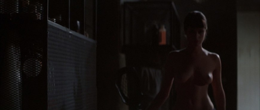 Rebecca Romijn роллербол