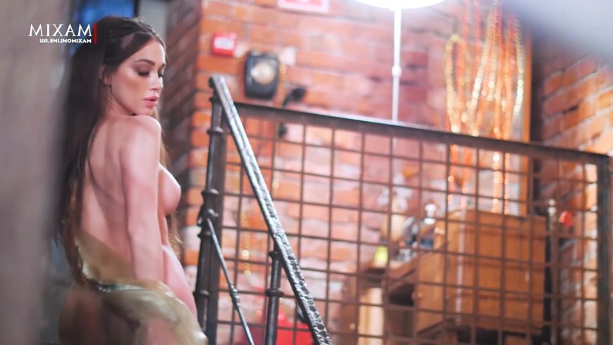 Юлия Франц горячие Максим