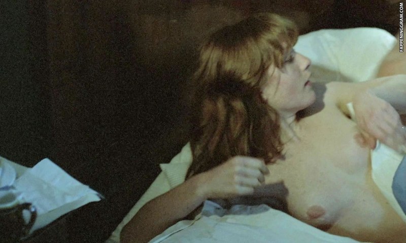 Изабель Юппер обнаженка