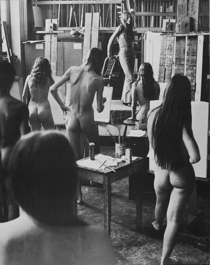 Старинные. Голые. Женщины