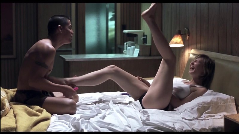 Кирстен Данст в фильме SEKS