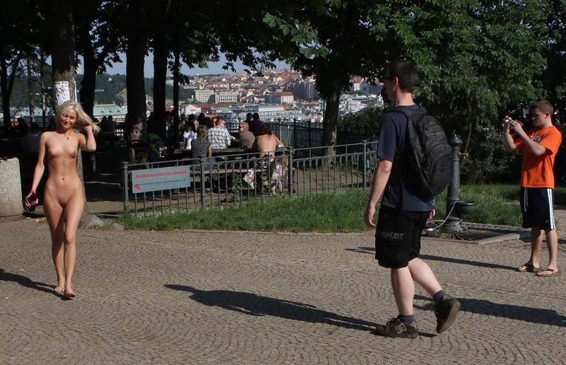 Женщины без комплексов ню