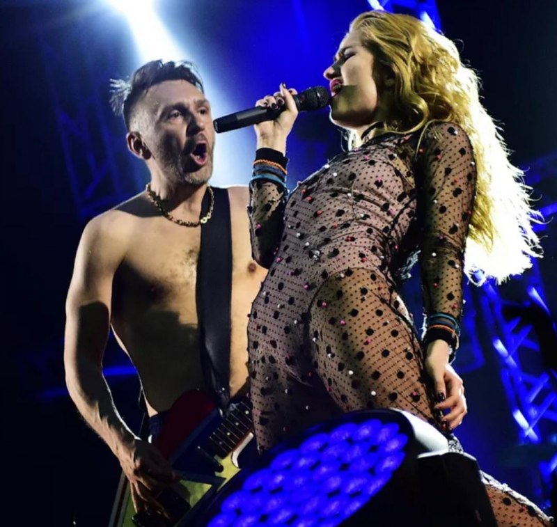 Группировка Ленинград солистка