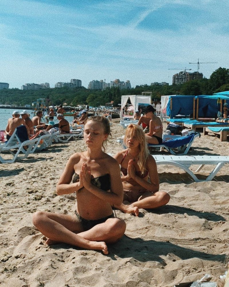 Кошмал в купальнике