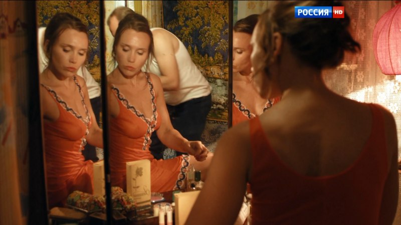 Актриса Дарья Екамасова в купальнике