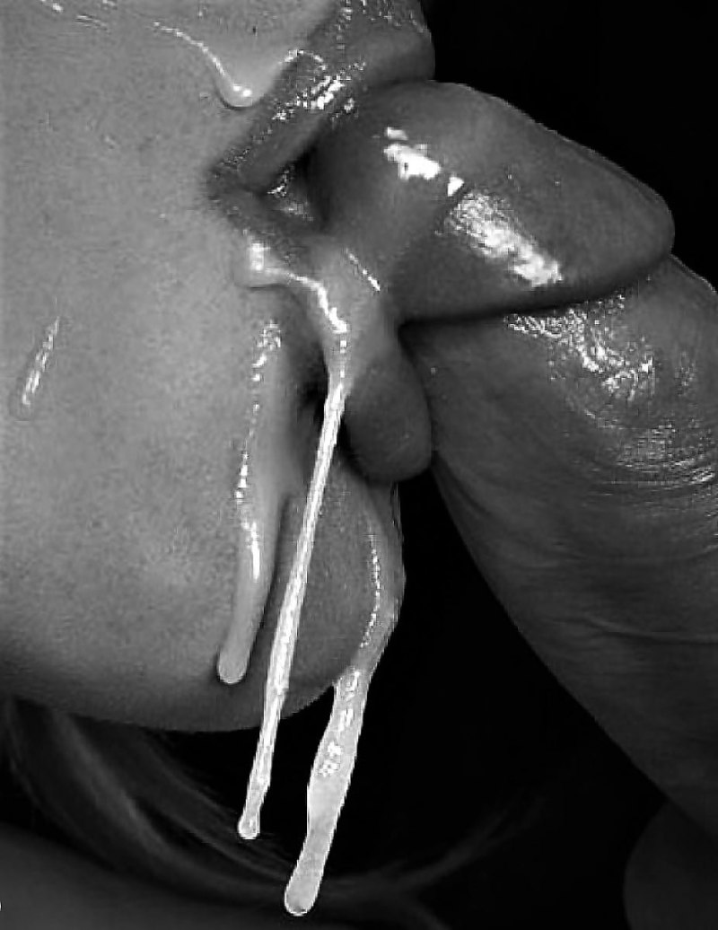 Кончил в рот крупным планом