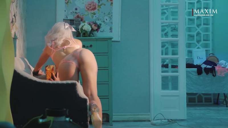 Настя Ивлеева порнофейк