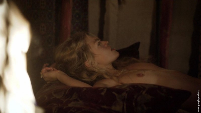 Звезды в эротических сценах