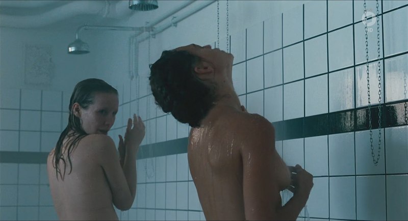 Джули Энгельбрехт голая 1996