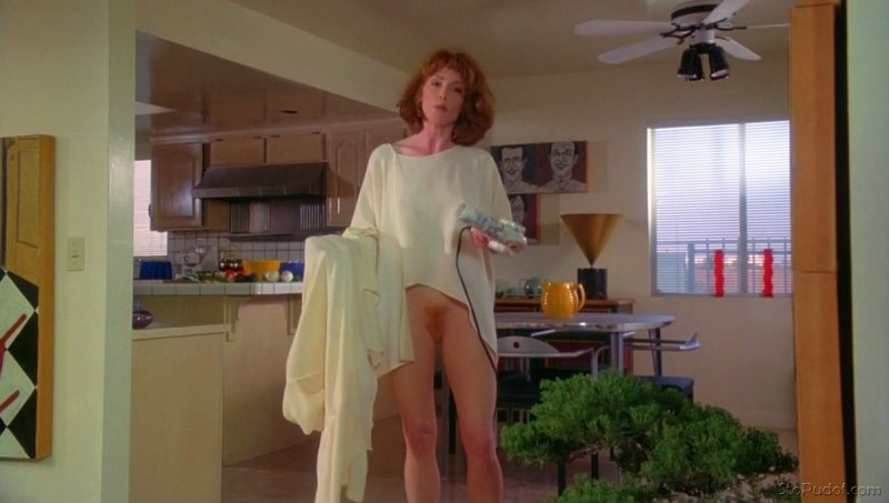 Джулианна Мур лесбийская сцена