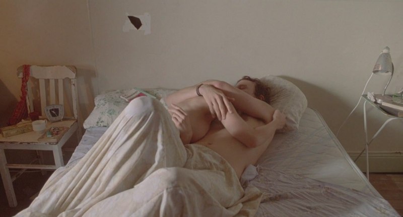 Эбби Корниш постельные сцены