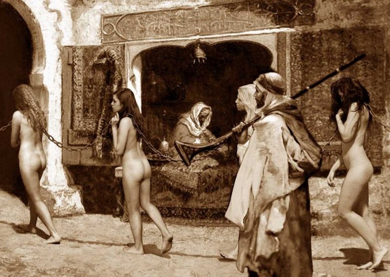 Анальный трах в гареме