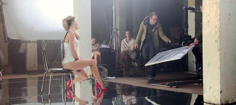 Юлианна Караулова попа