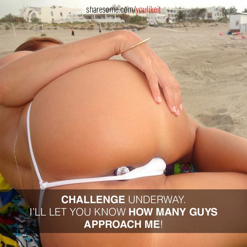 Голые попы в стрингах загорают