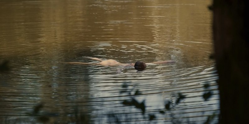 Люси Фрай лесби сцены