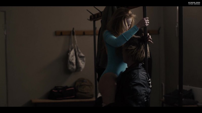 Джина Элис Штиблиц без одежды