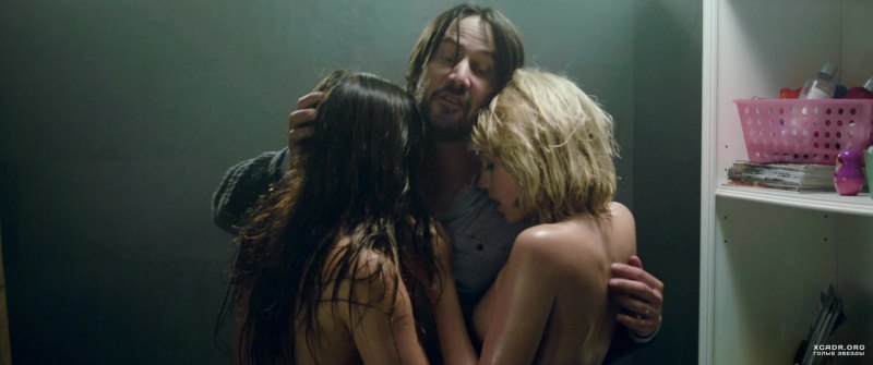 Ана де Армас, Лоренца Иззо - nude