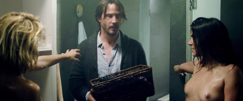 Ана де Армас, Лоренца Иззо - nude