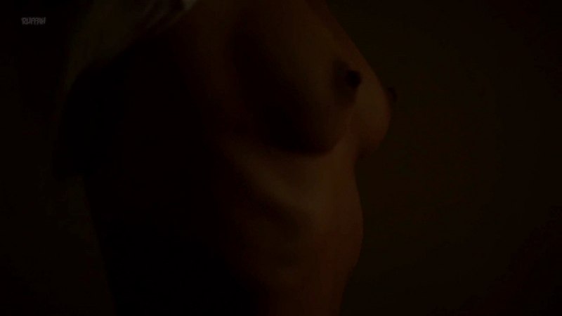 Адриана Торребехано земля Волков