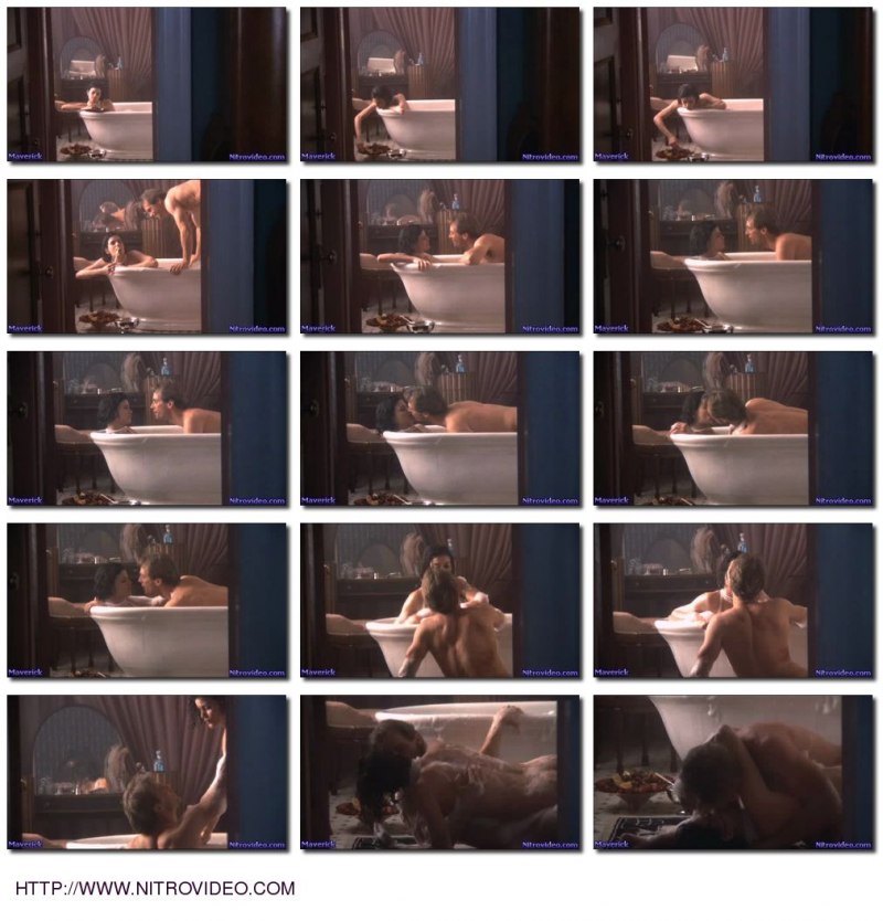 Линда Фиорентино грудь