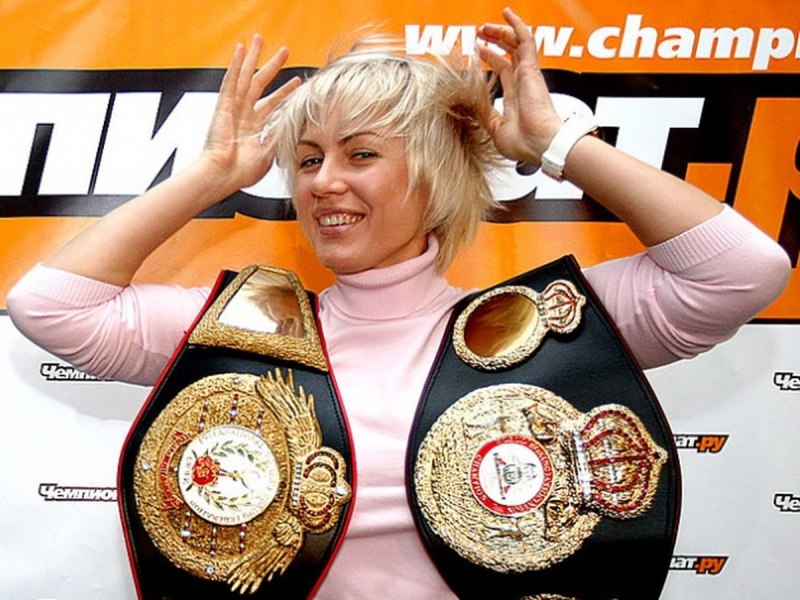 Теа Леони горячие в молодости