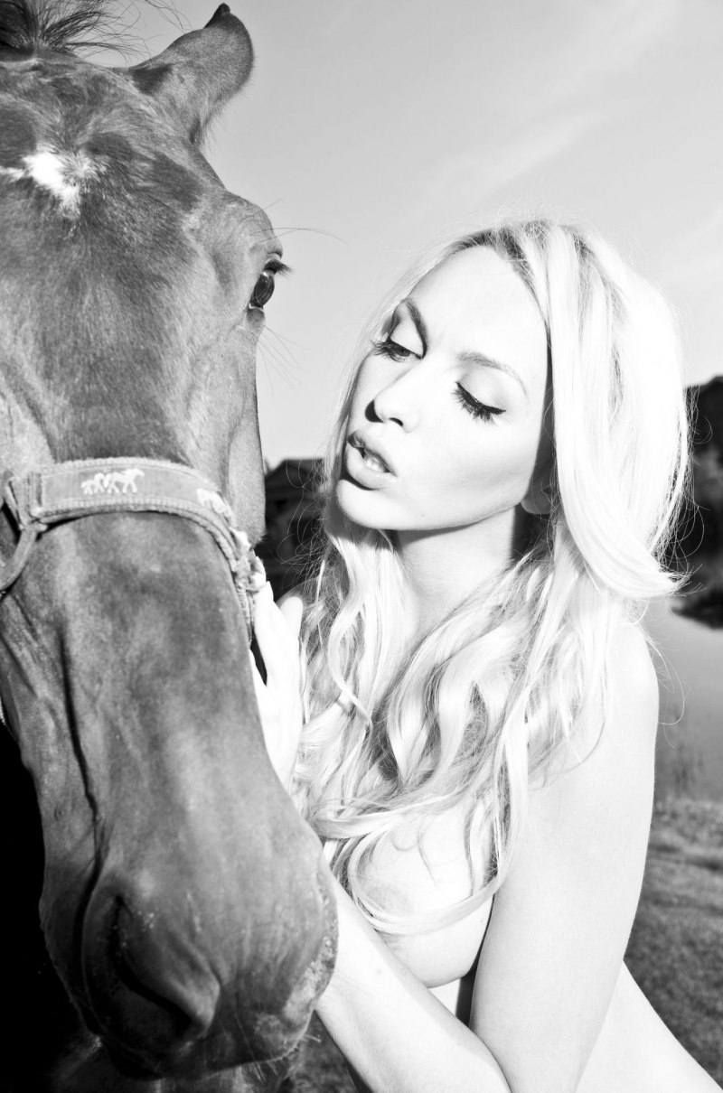 Полякова эротические фото