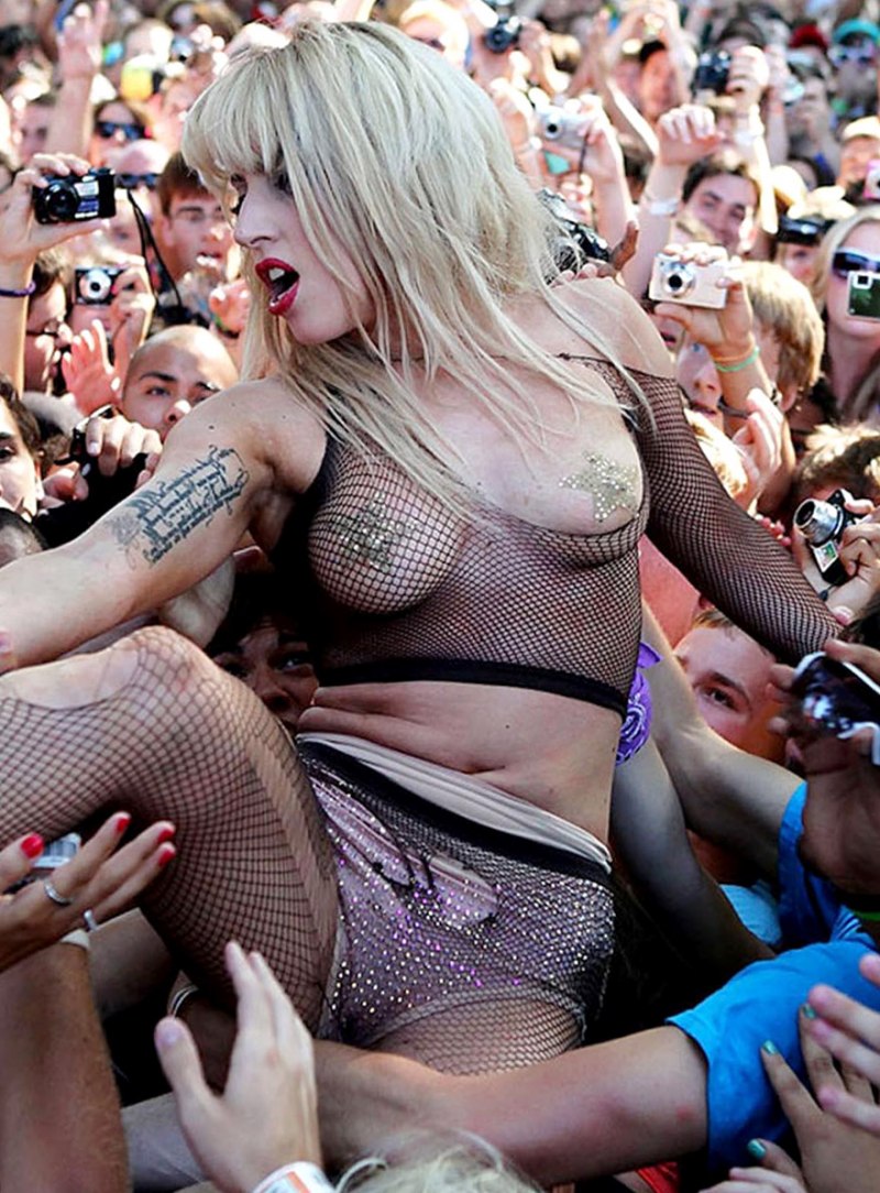 Леди Гага транссексуал