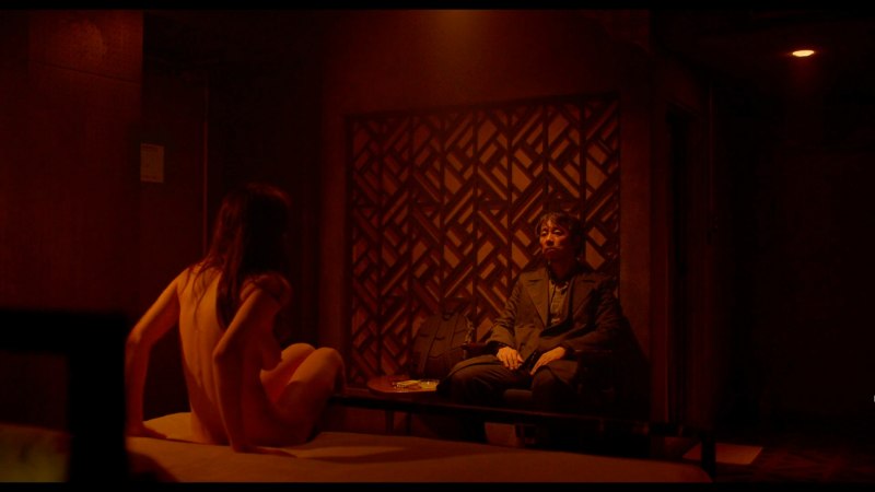 Alexandra Daddario Lost girls and Love Hotels