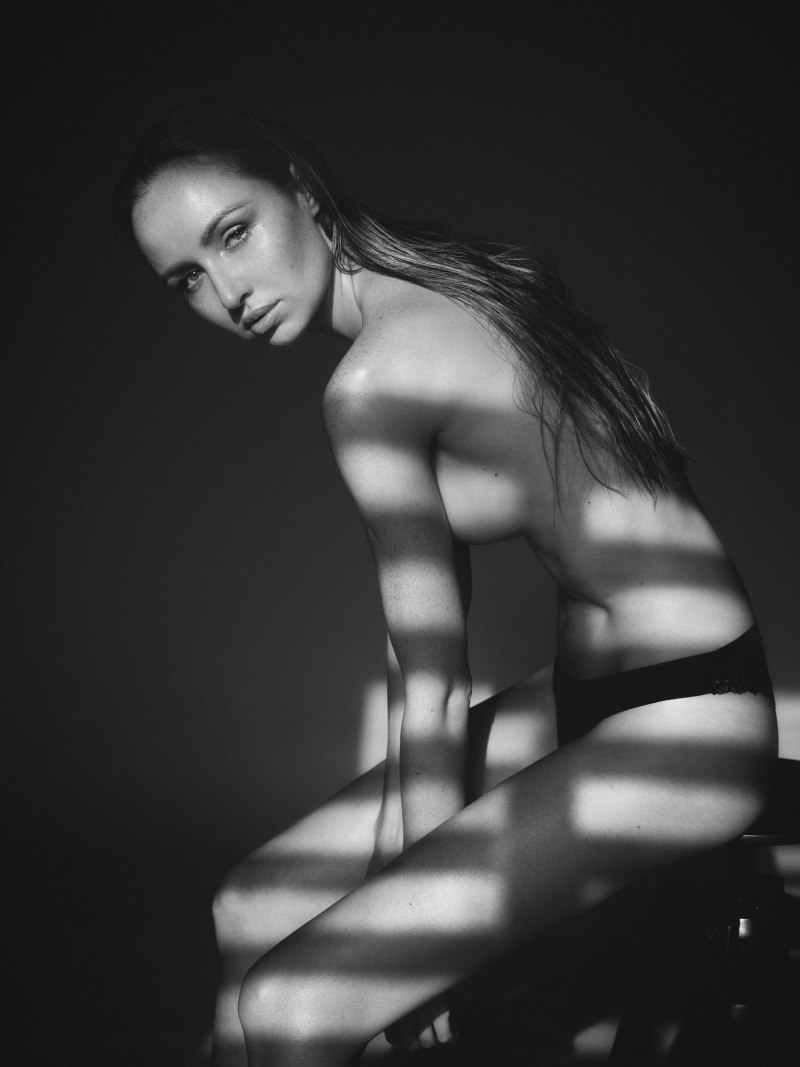 Ксения Мишина ню