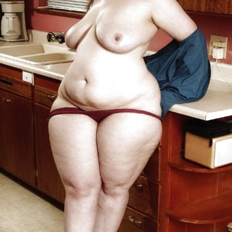 Зрелые бабы.с толстыми жопами.