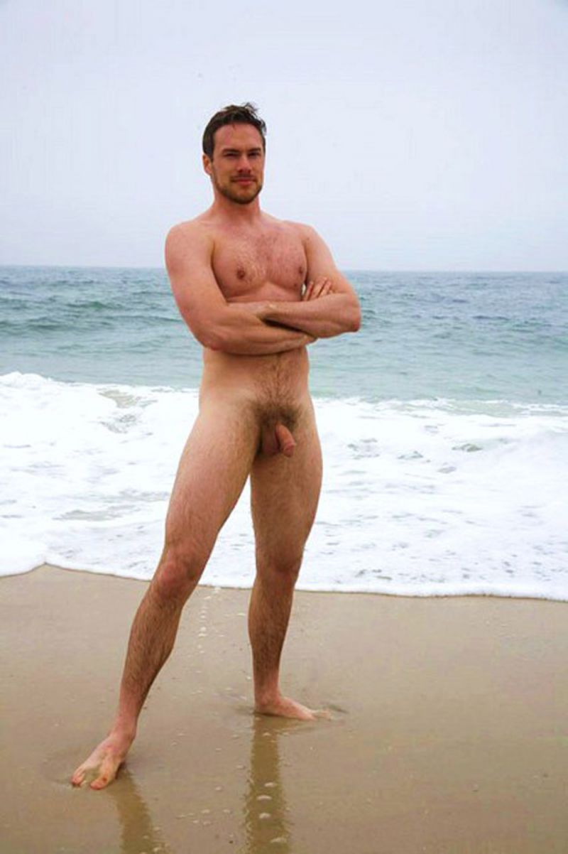 Бен Фостер волосатый голый